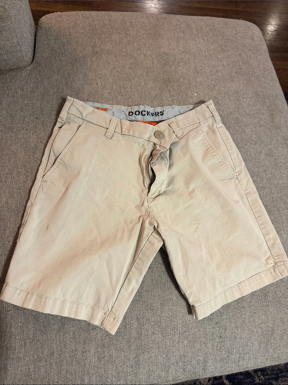 Dockers Men's Light Khaki Flat-Front Chino Shorts
